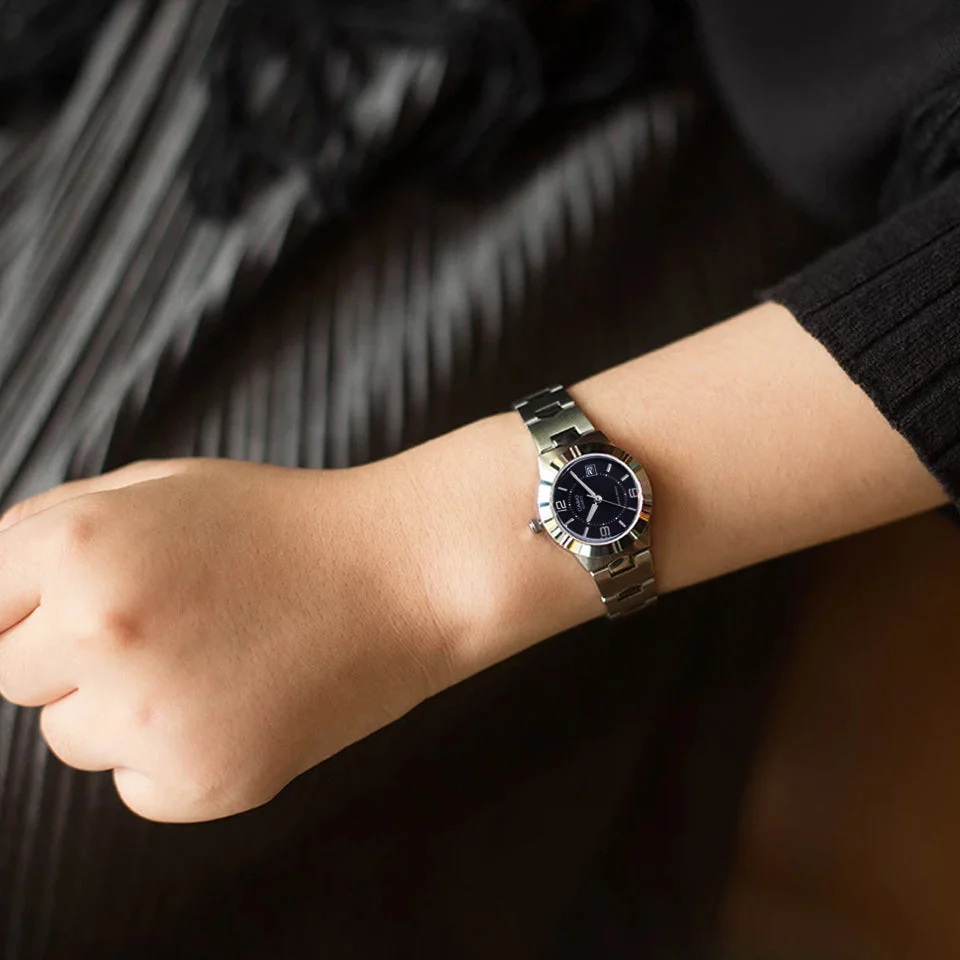 LTP-1241D-1ADF-PIC5 ساعت زنانه Casio LTP‑1241D‑1ADF با صفحه مشکی کلاسیک و بند استیل ضدزنگ