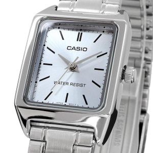ساعت زنانه Casio LTP‑V007D‑2EUDF با طراحی مربعی کلاسیک، صفحه سفید و بند استیل ضدزنگ