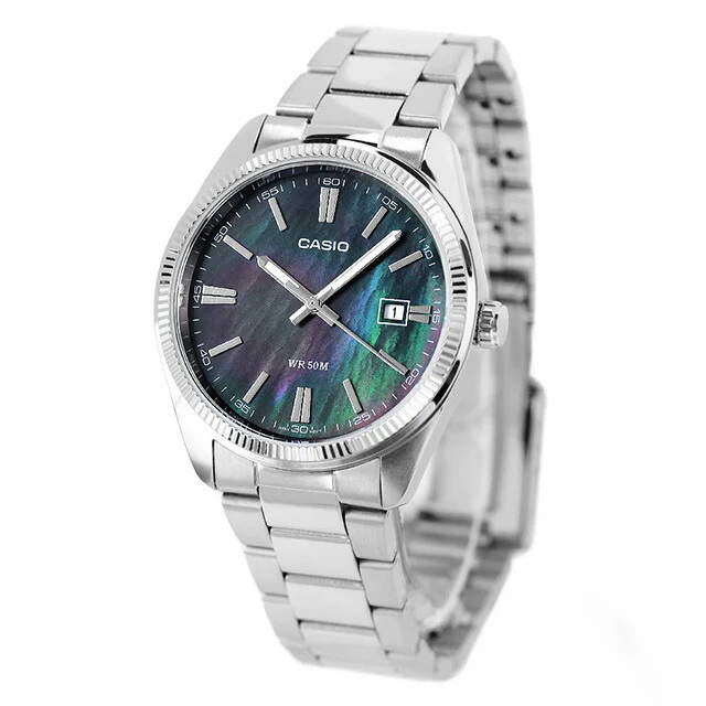 14-MTP-1302DS-1AV-6 ساعت مچی مردانه Casio MTP‑1302DS‑1AV با صفحه مشکی صدفی (Mother of Pearl)، قاب و بند استیل نقرهای، نمایش تاریخ، شیشه مینرال و مقاومت آب ۵۰ متر؛ مناسب استایل رسمی و کلاسیک لوکس