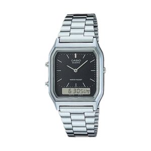 ساعت مچی دیجیتال‑آنالوگ Casio AQ‑230A‑1DMQ با صفحه مشکی، نمایش ترکیبی آنالوگ و دیجیتال، قاب استیل نقره‌ای، بند استیل کلاسیک، آلارم روزانه و طراحی رترو؛ مناسب استایل مینیمال و وینتیج ساعت کاسیو AQ-230A-1DMQ رترو آنالوگ دیجیتال با بند استیل نقره‌ای