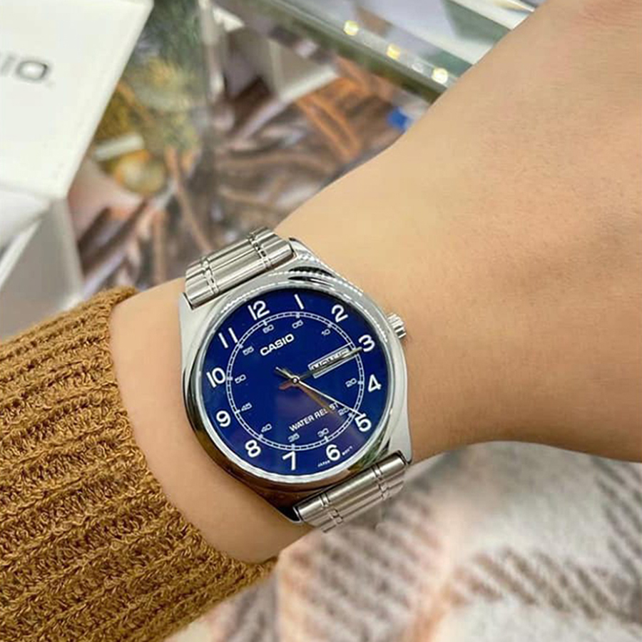 Casio MTP‑1183A-5 ساعت کاسیو MTP-V006D-2B کلاسیک مردانه با صفحه مشکی و بند استیل نقرهای