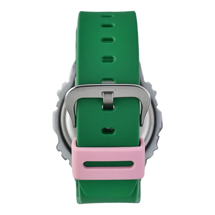 DW-5600EU-8A3D-2 ساعت مچی دیجیتال مردانه Casio G‑SHOCK DW‑5600EU‑8A3D با قاب طوسی روشن مات، بند رزین روشن، طراحی مربعی کلاسیک، مقاومت ضربه، نور پسزمینه EL و مقاومت آب ۲۰۰ متر مناسب استفاده روزمره و اسپرت