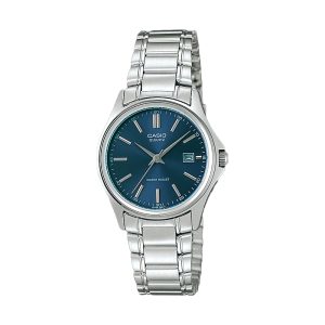 ساعت مچی زنانه Casio LTP‑1183A‑2ADF با صفحه آبی، اعداد رومی نقره‌ای، نمایش روز و تاریخ، قاب و بند استیل نقره‌ای و طراحی کلاسیک مناسب استفاده روزمره و رسمی