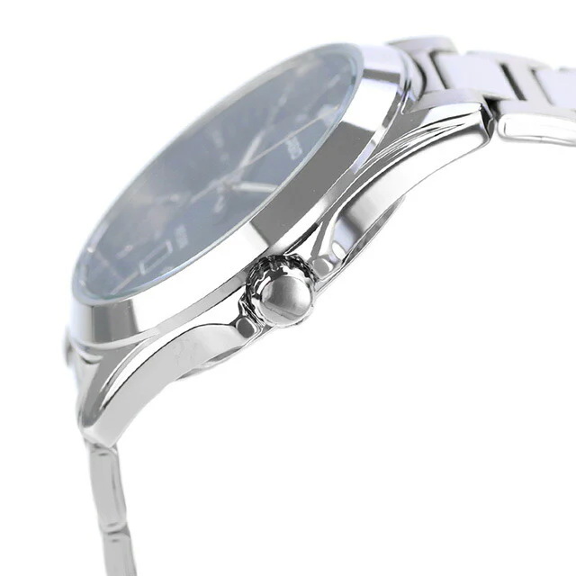 MTP-1370D-2A2V-9 ساعت مچی مردانه Casio MTP‑1370D‑2A2V با صفحه آبی کلاسیک، قاب و بند استیل نقرهای، نمایش روز و تاریخ، شیشه مینرال و مقاومت آب ۵۰ متر؛ مناسب استایل رسمی و روزمره شیک