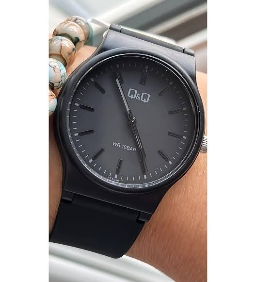 vs50j017y-3 ساعت کیو اند کیو اسپرت، قیمت ساعت Q&Q VS50J017Y، خرید ساعت ضدآب ارزان، ساعت کوارتز کیو اند کیو، ساعت مچی ورزشی