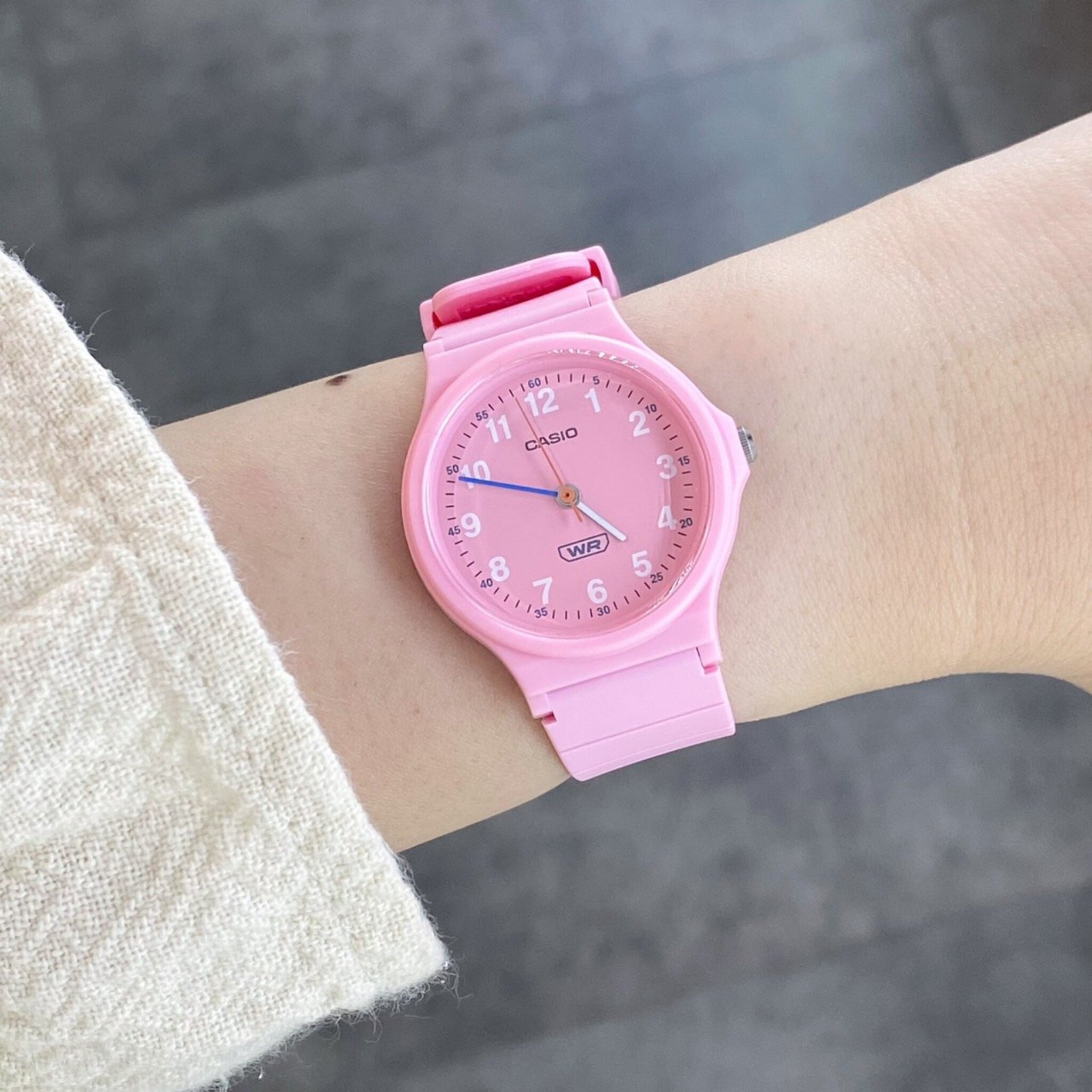 Casio-LQ-24B-4B (4)