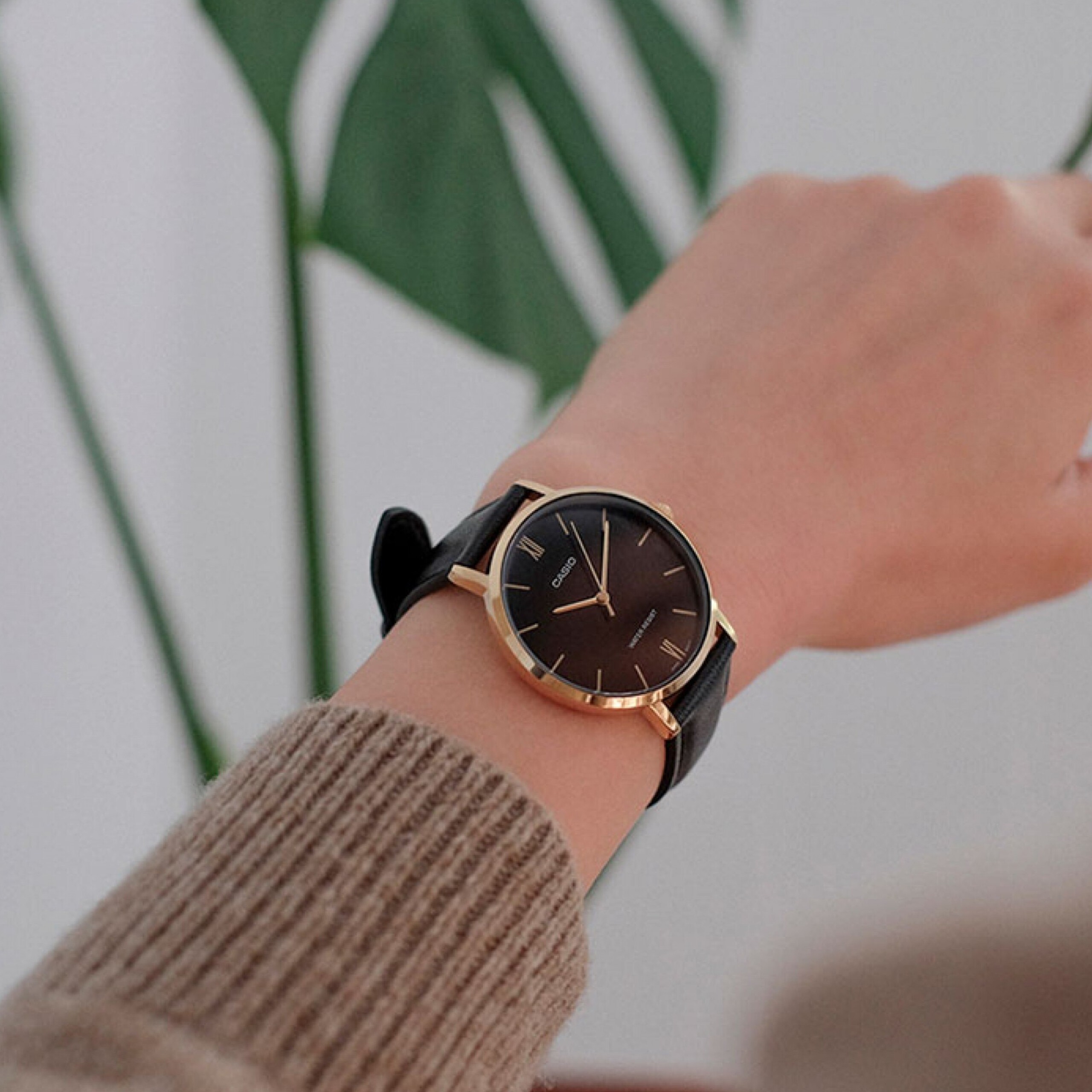Casio-LTP-VT01GL-1B